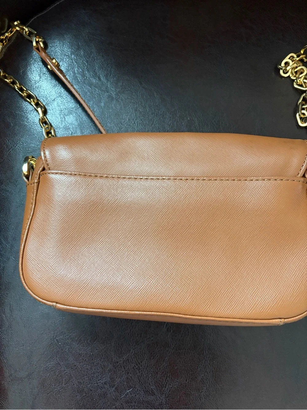 Tory Burch Brown Leather Shoulder Bag purse Gold Logo & chain Robinson crossbody